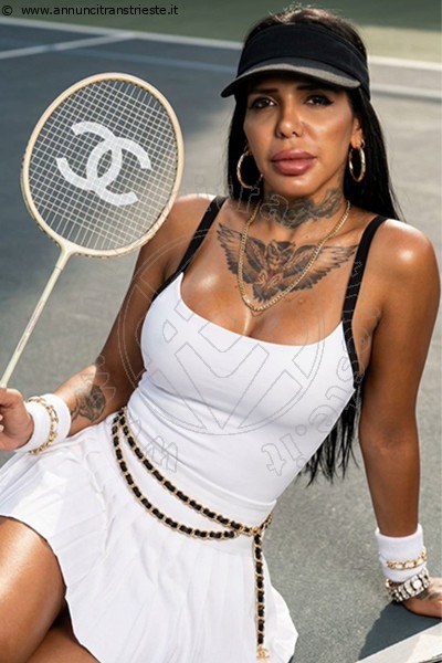 Foto Immagine Anaconda Grande  Trans Pescara