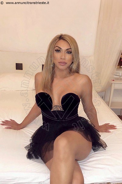 Foto Immagine Angel Bunny  Transescort Roma