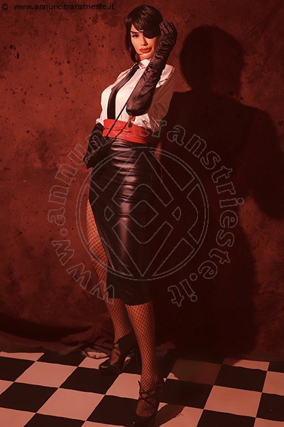 Foto Immagine Lizz Superdom  Mistresstrans Udine