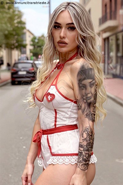 Foto Immagine Rossana Bulgari Italiana  Trans Alba Adriatica